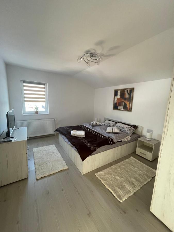 Sfântu-Gheorghe Jokai Apartments Nr9, Code Entry מראה חיצוני תמונה